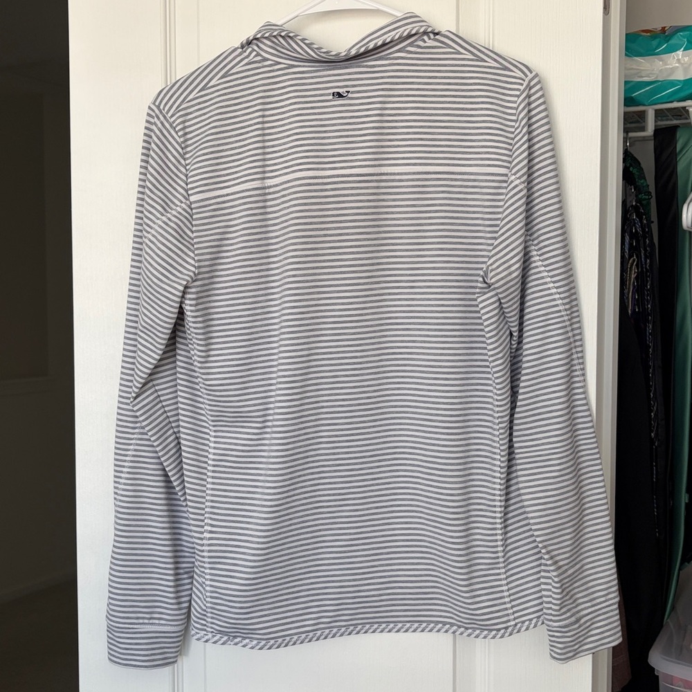 Vineyard Vines Gray and White Performance Shep Shirt - Picture 3 of 5